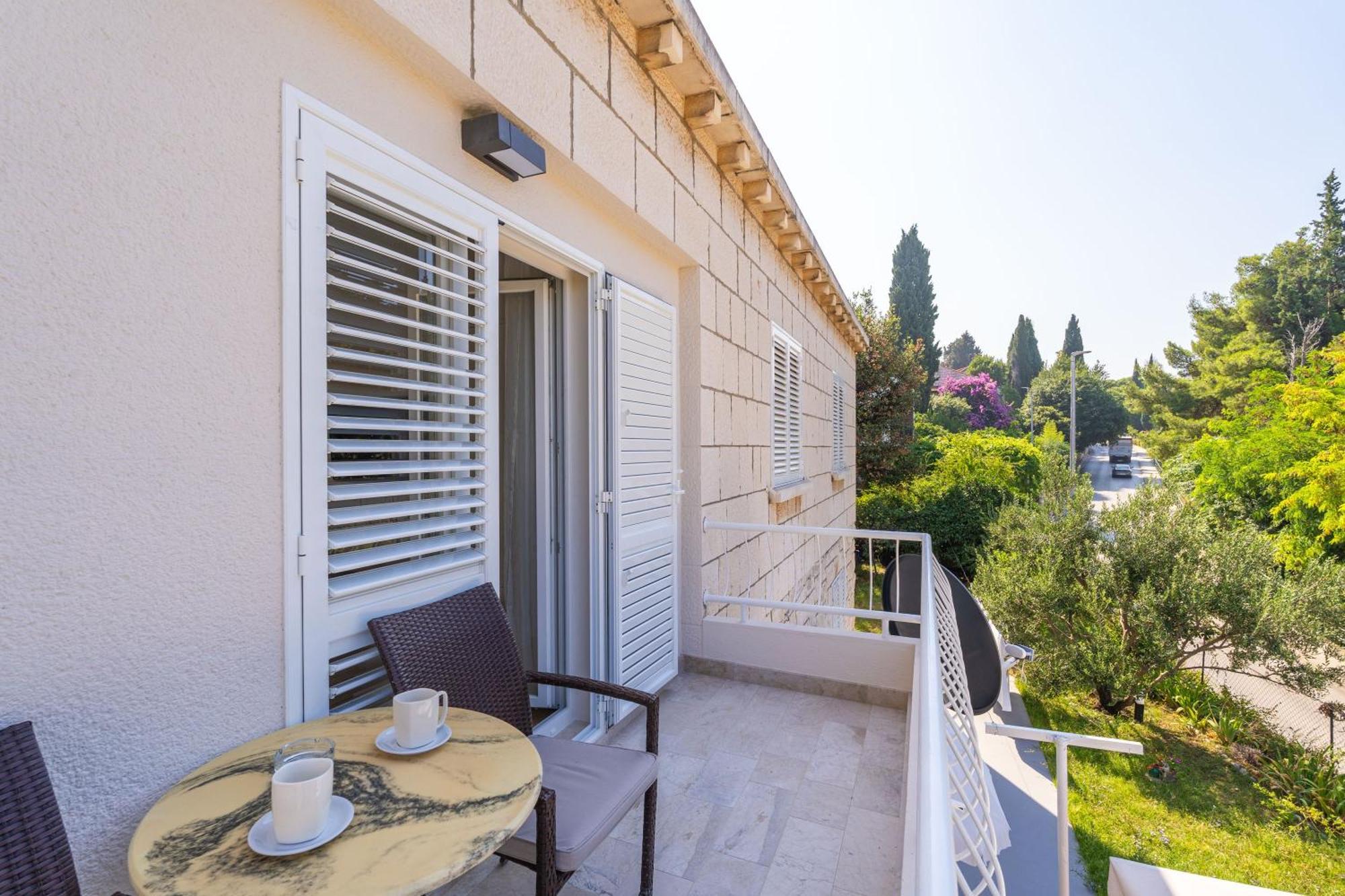 Apartment Milanello ดูบรอฟนิก ภายนอก รูปภาพ