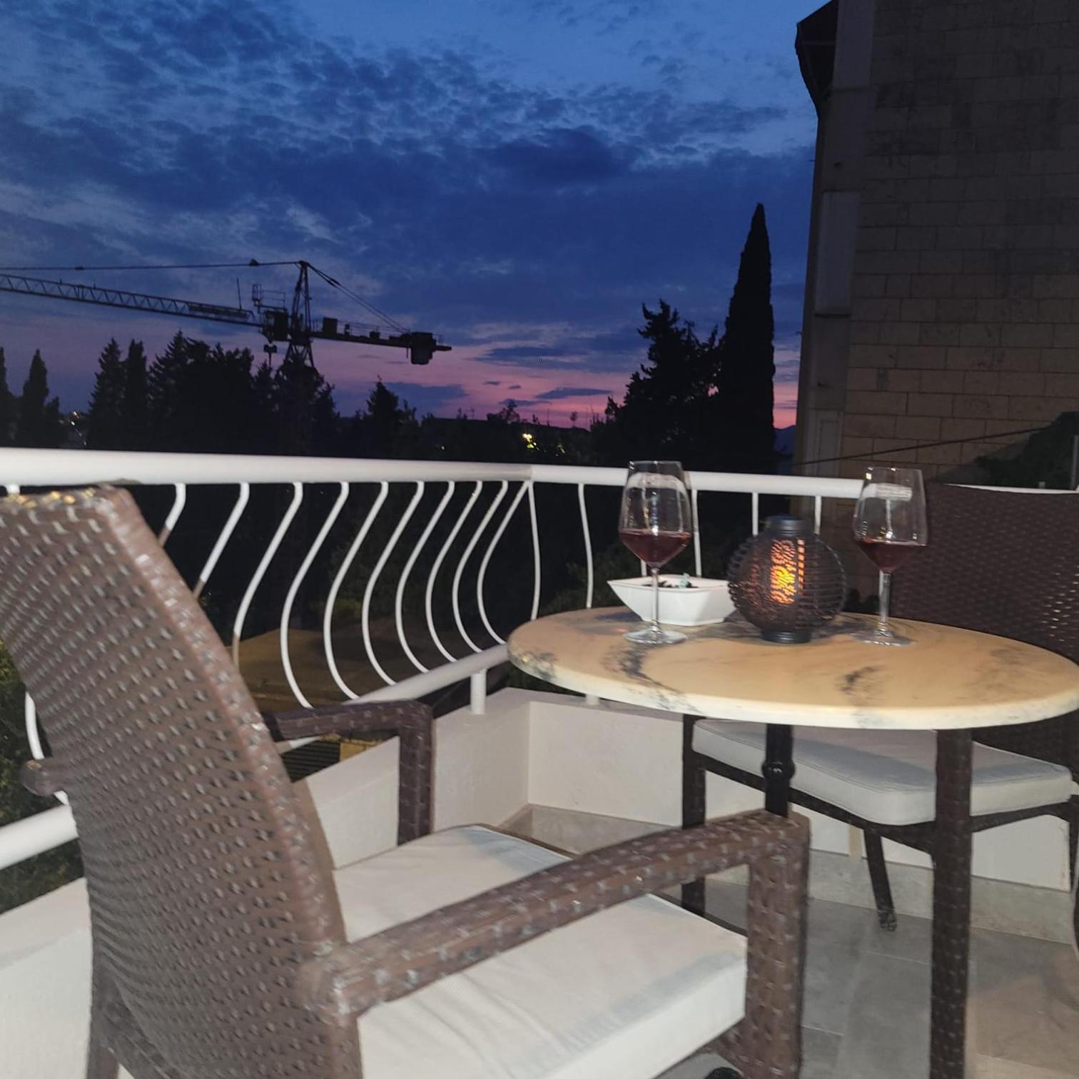 Apartment Milanello ดูบรอฟนิก ภายนอก รูปภาพ